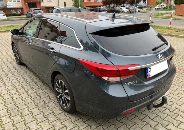 Hyundai i40 cena 53200 przebieg: 183900, rok produkcji 2016 z Leszno małe 596